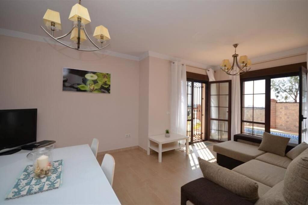 Away,3 Bedroom Villa, Private Pool, Sea Views, Nerja * Málaga
