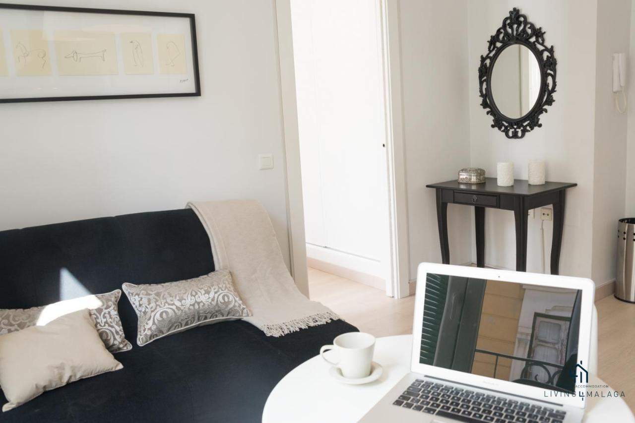 Living4malaga Molina Lario Apartment