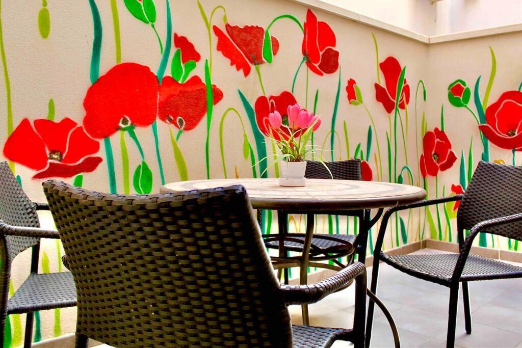 Downtown Jinetes Deluxe With Pool & Free Parking *