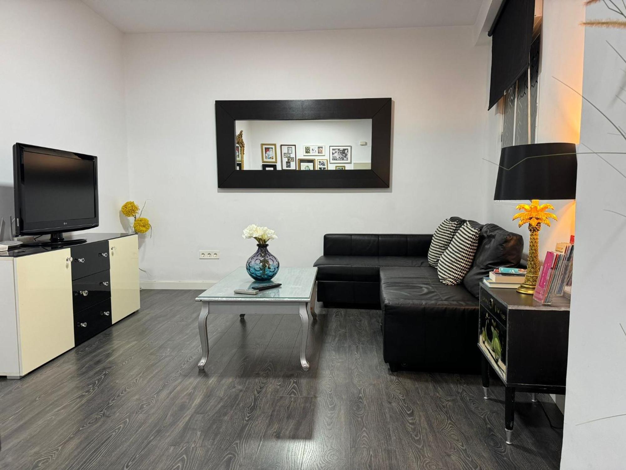 Apartment A 20 Pasos Del Museo Picasso