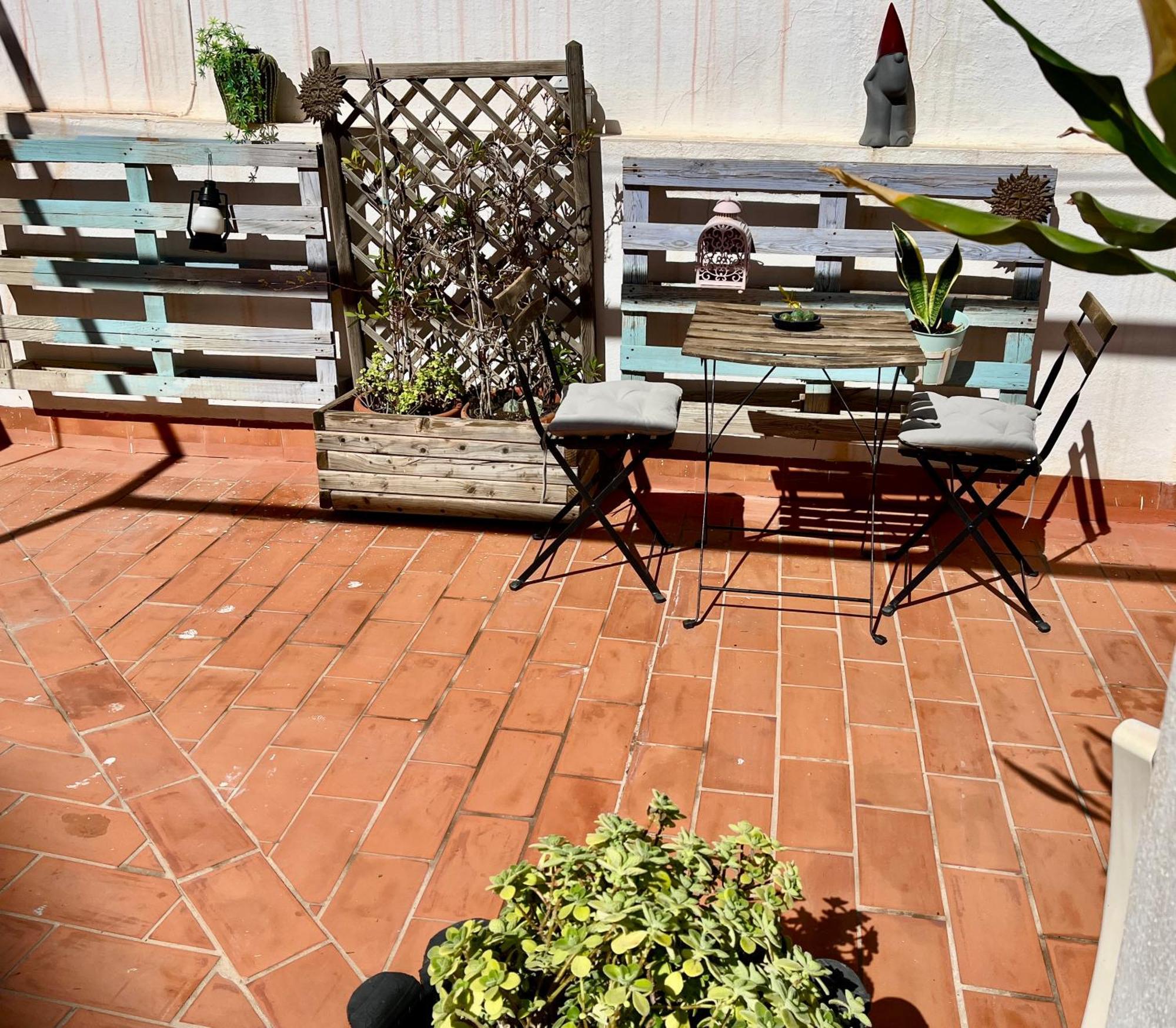 Habitación En Calle Molino * Málaga