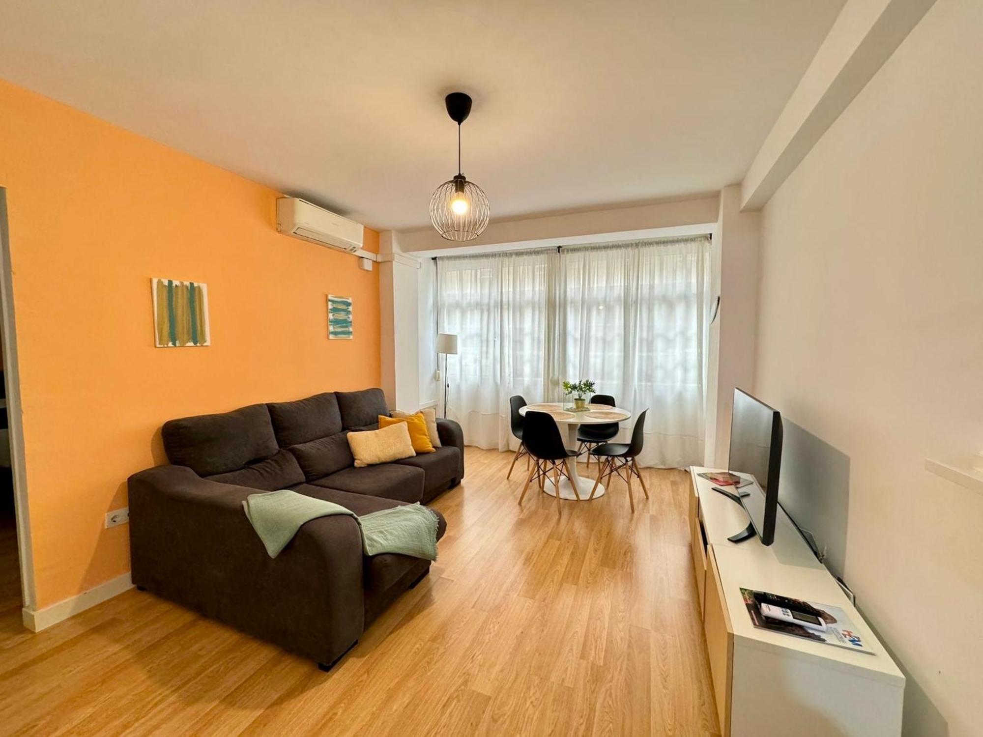 Apartamento Holidays2malaga 2 Bedroom Armengual De La Mota Close Shopping Center