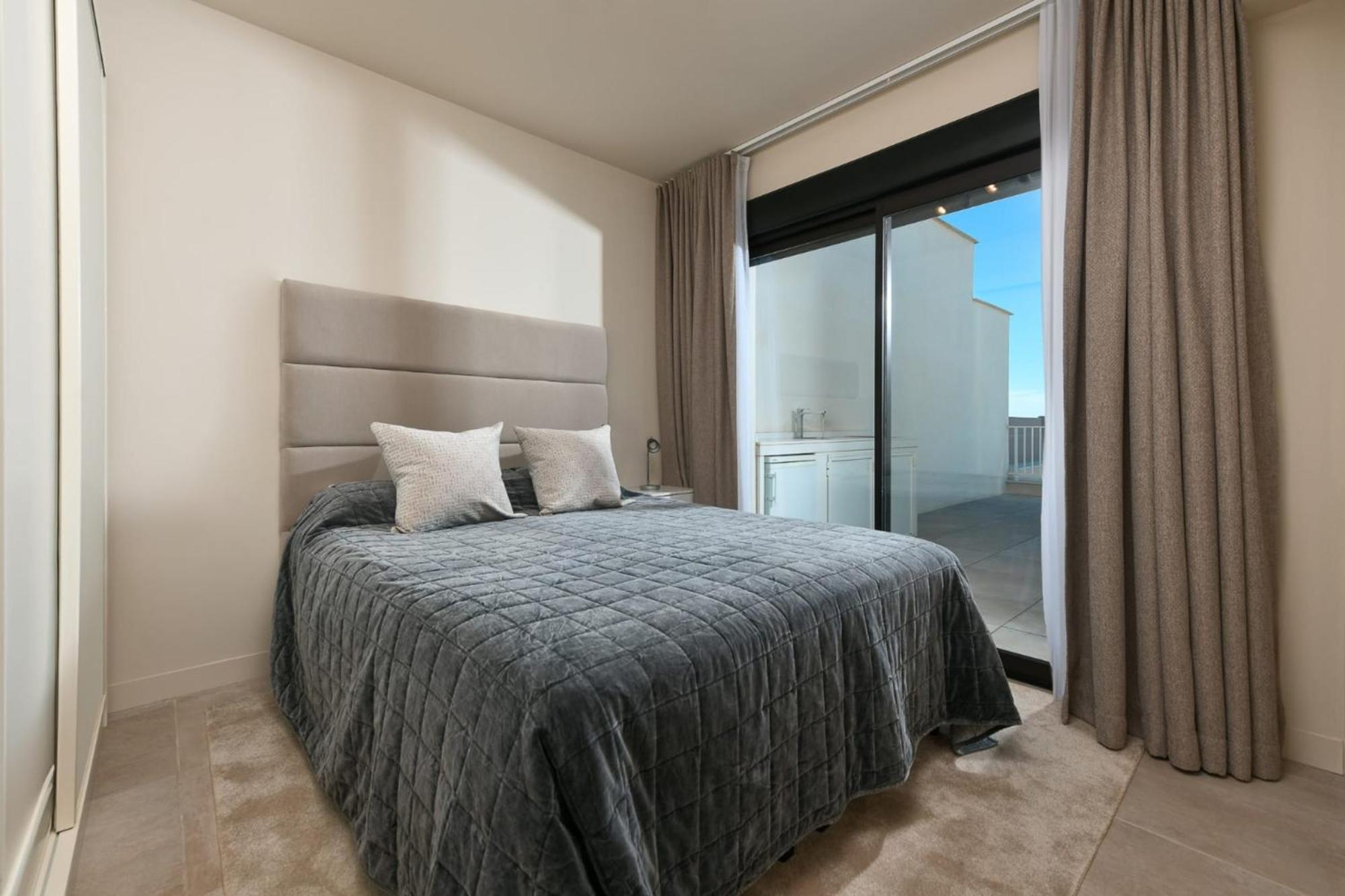 Apartment Penthouse With Ocean View 4 Bedrooms Malaga