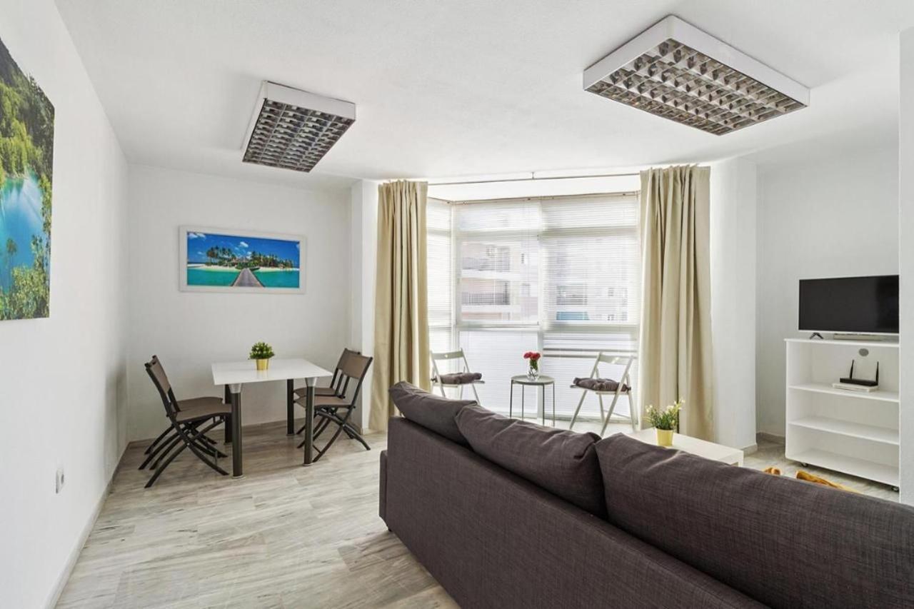 Luminoso Cuarteles By Greensol Homes * Málaga