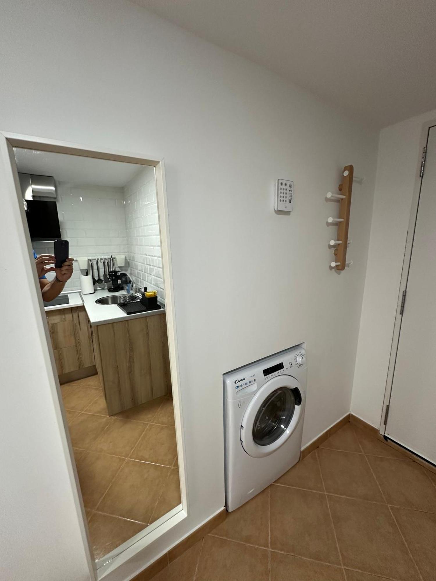 Avenida Velazquez Bajo Apartment *