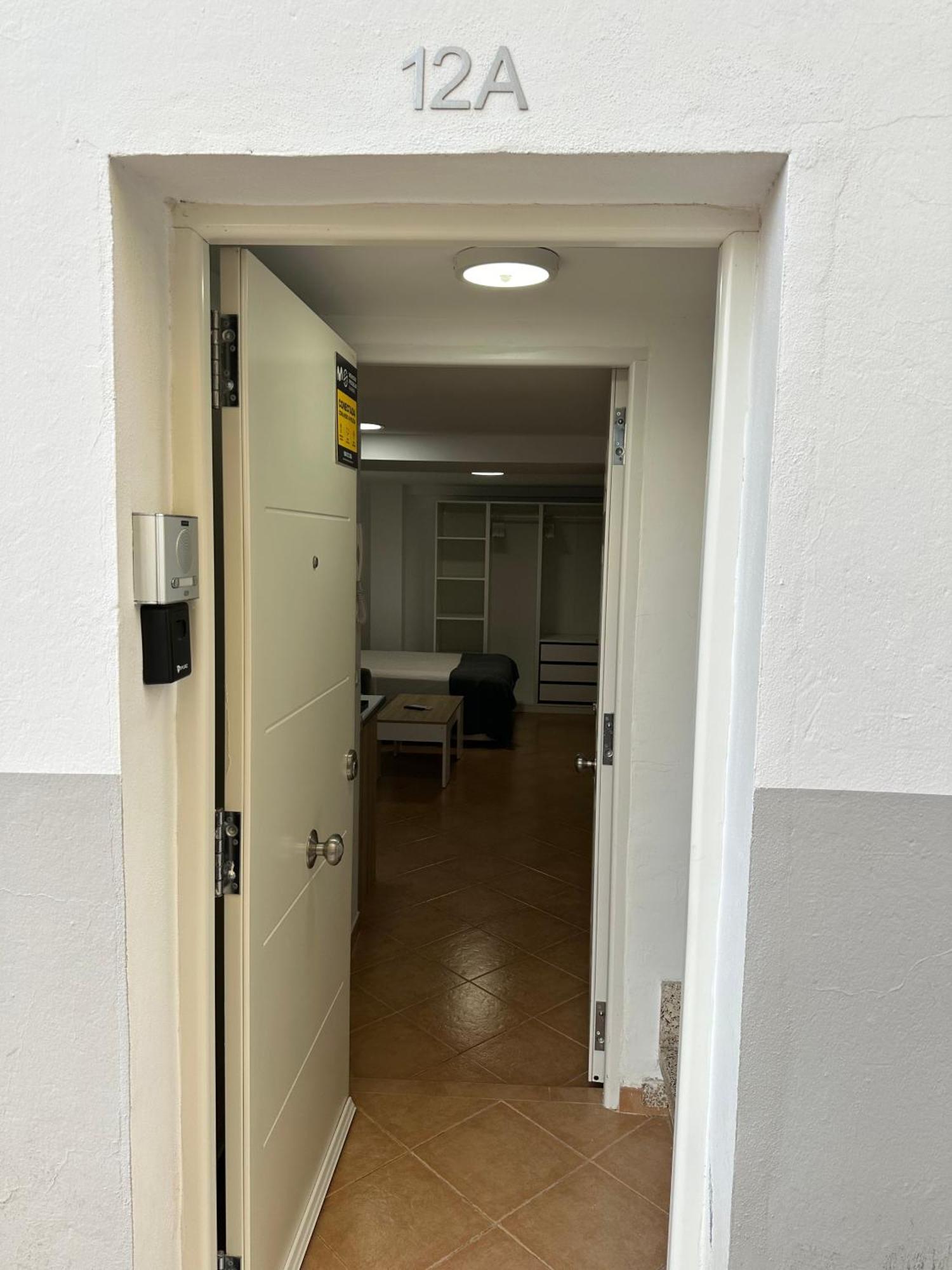 Avenida Velazquez Bajo Apartment *