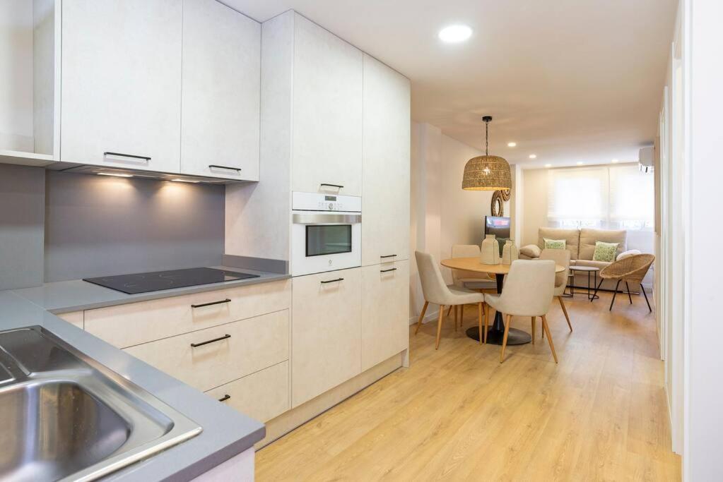 Trinidad & Central By Ele Apartment *