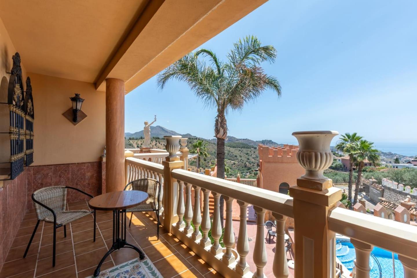 Rural En Con Piscina Y Vistas Al Mar Villa Málaga