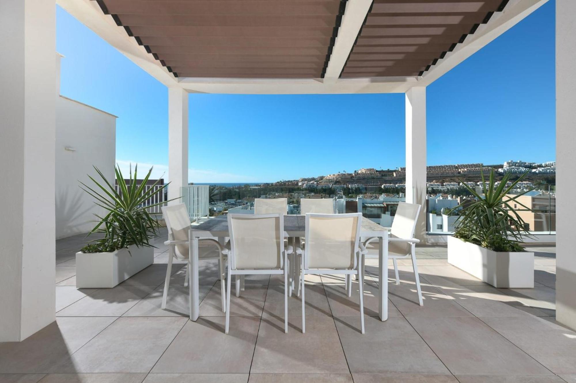 Penthouse With Ocean View 4 Bedrooms Apartment