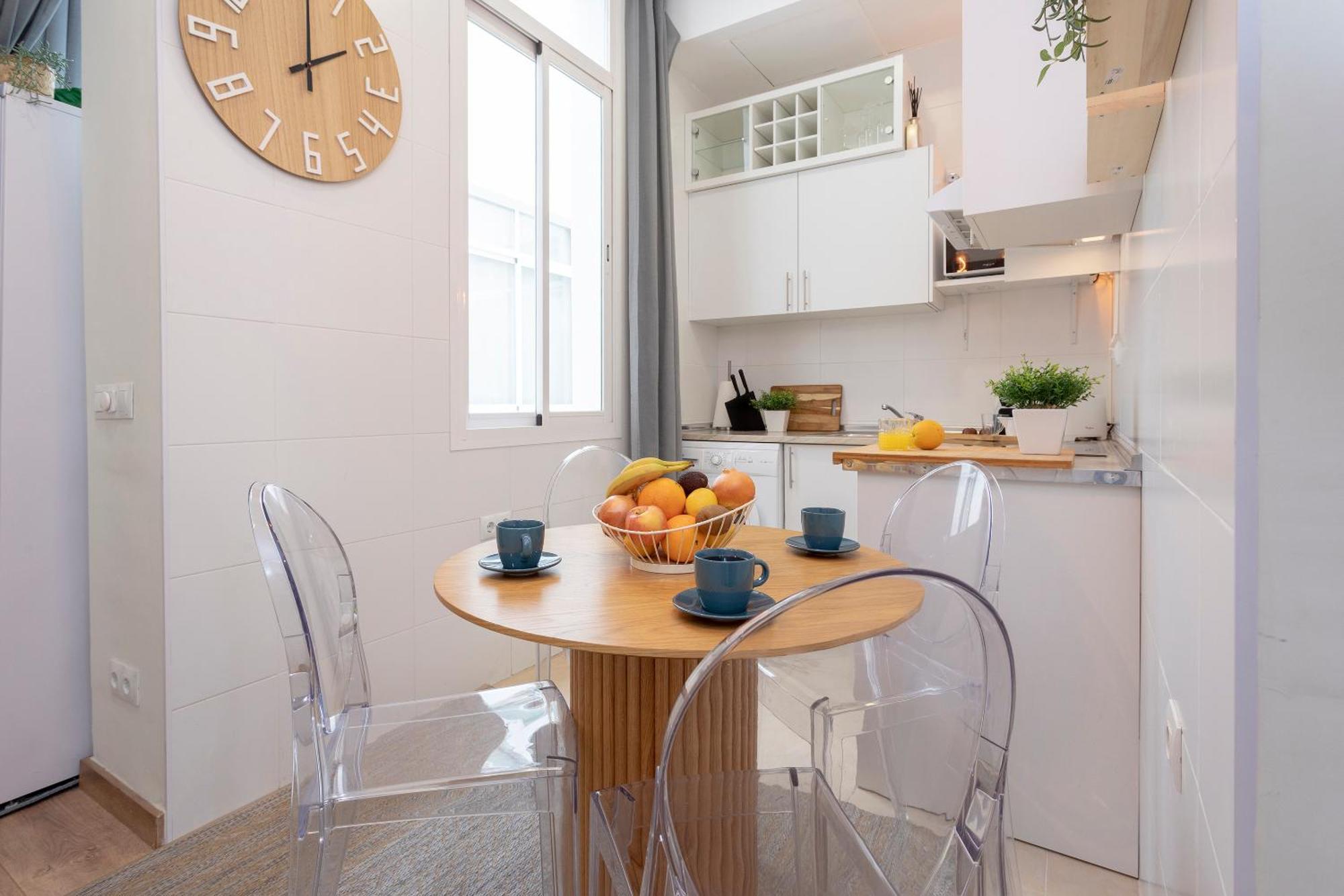 Reformado En Centro By Rent Me Apartamento *