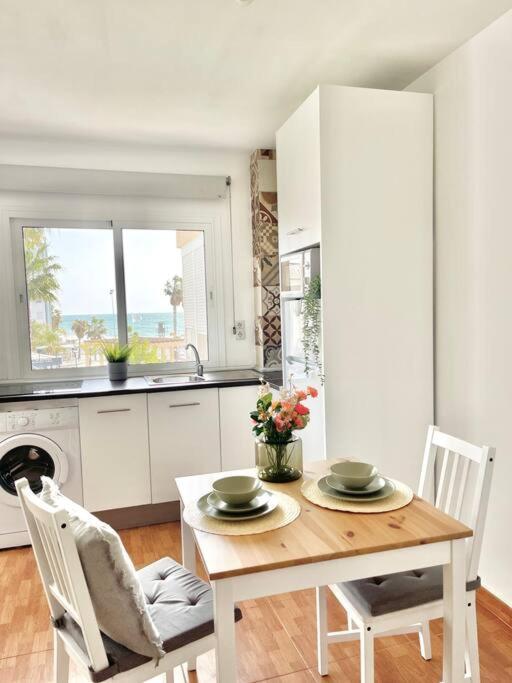 Apartamento Con Preciosas Vistas Al Mar Apartment *