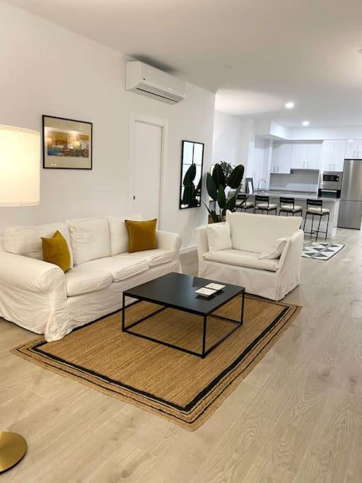 Juan De Austria -place To Stay- Apartamento *