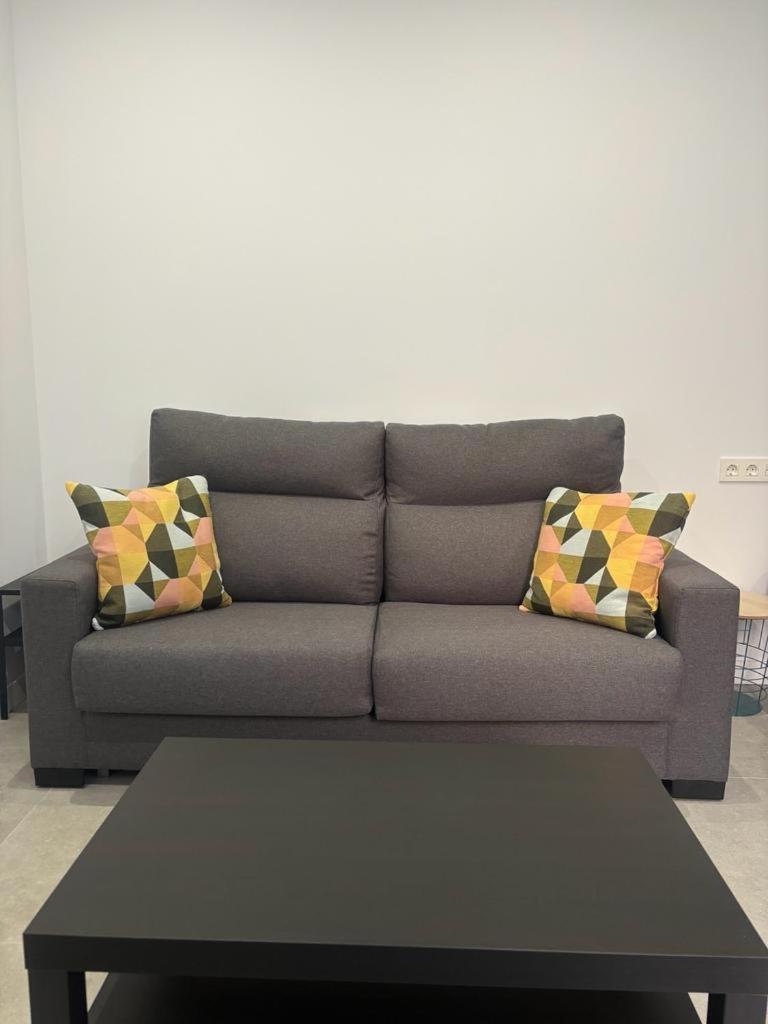 Apartment Hermoso Piso A 5 Minutos De La Estacion De Bus Y Tren Maria Zambrano Malaga