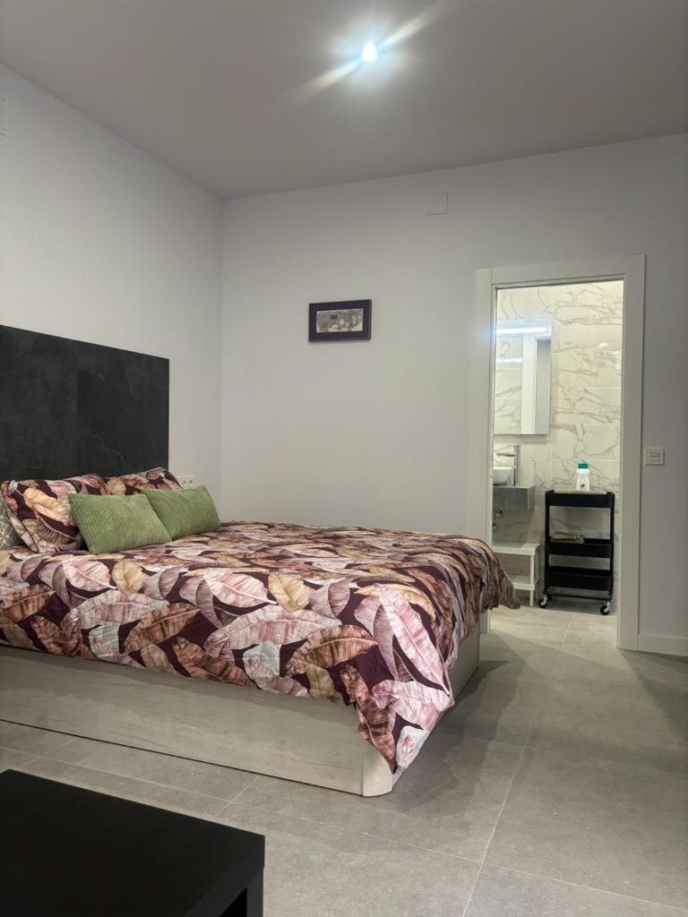 Hermoso Piso A 5 Minutos De La Estacion De Bus Y Tren Maria Zambrano Apartment Malaga