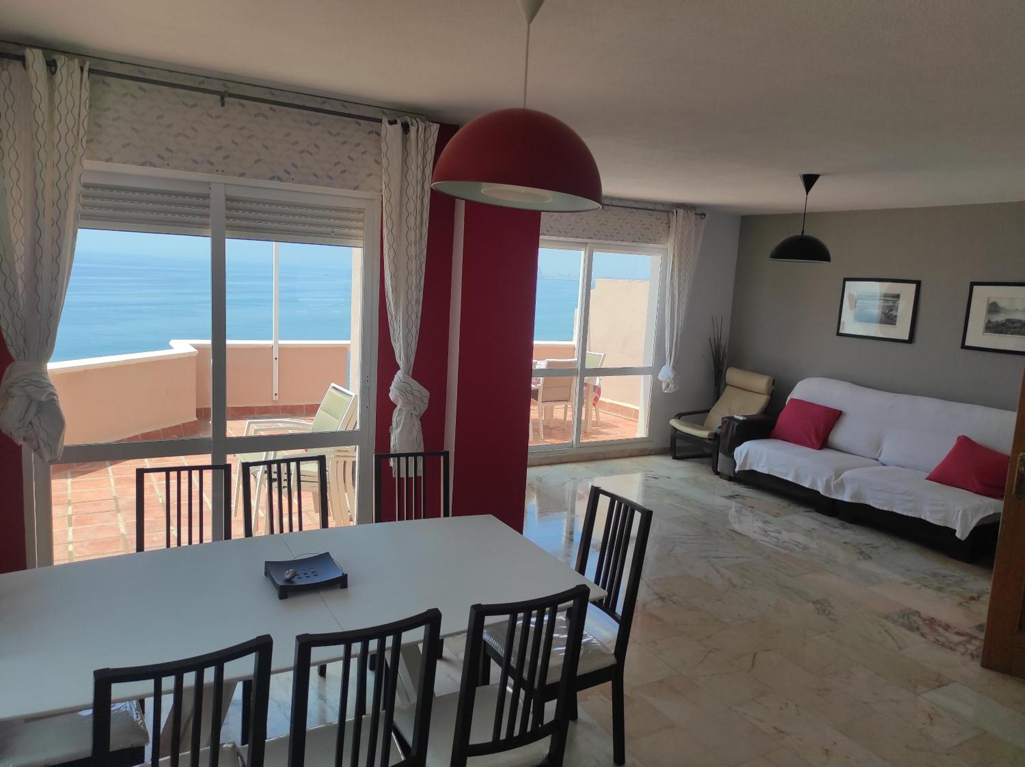 Magnificent 5 Bedroom In Front Málaga