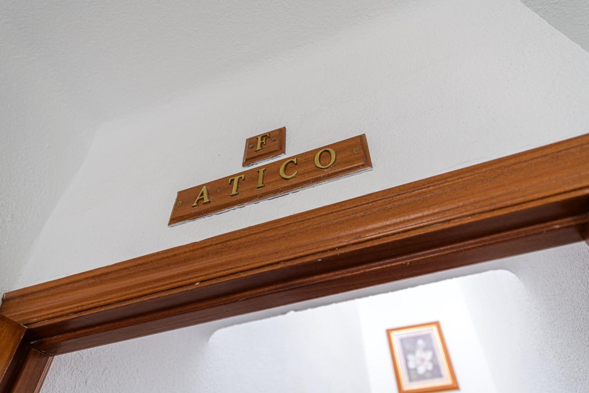 Apartamento Center Penthouse & Parking *