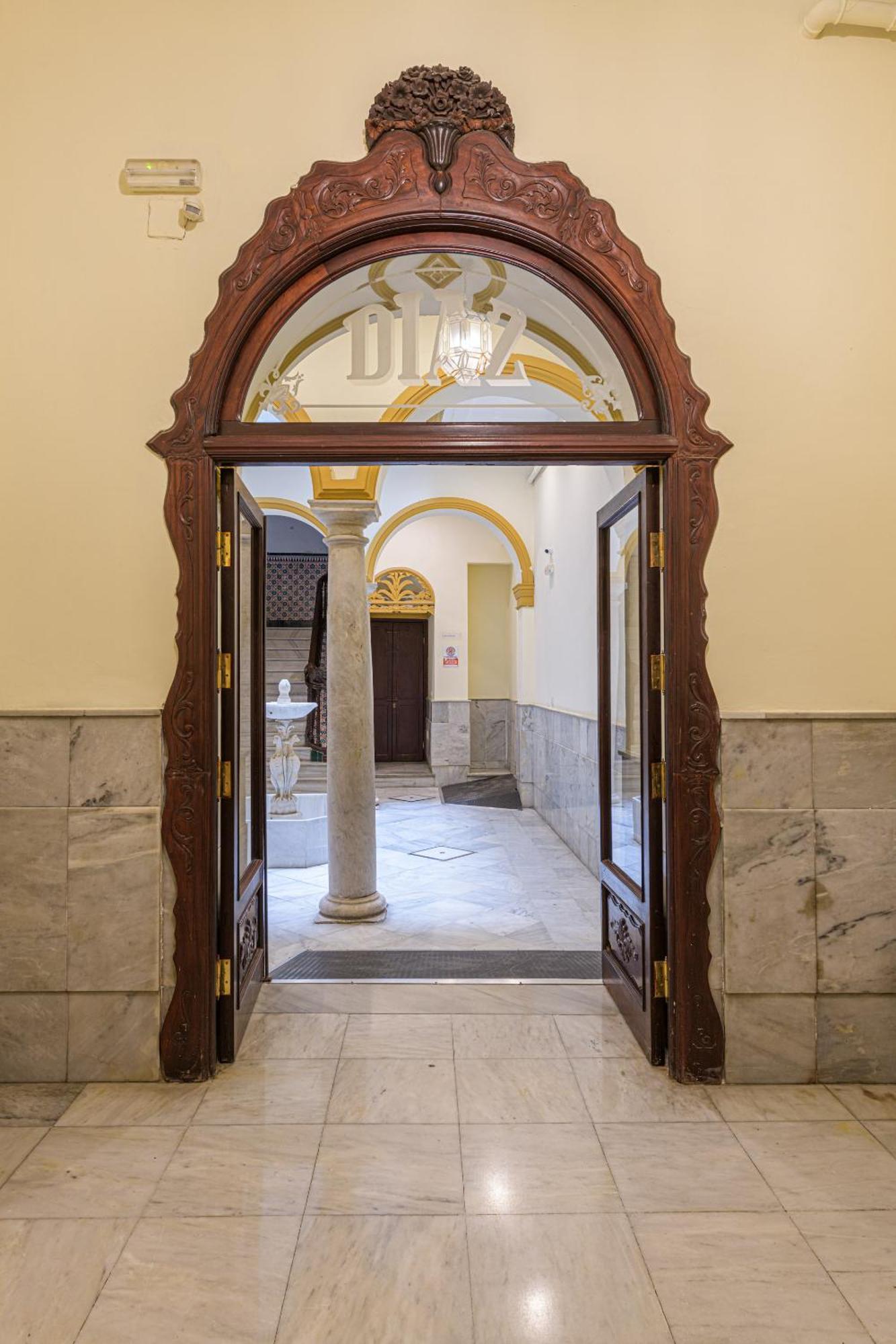 Center Penthouse & Parking Apartment Malaga