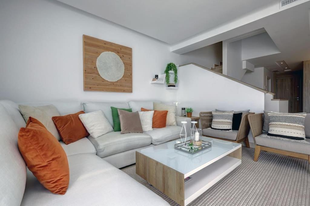 Сasa de vacaciones 007 Modern 3 Bed Frontline Golf Townhouse In La Cala Golf With Mountain Views