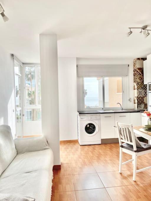 Apartamento Con Preciosas Vistas Al Mar Apartment