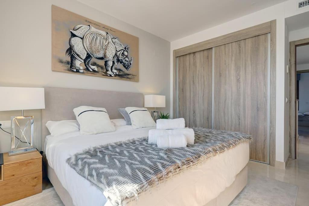 Сasa de vacaciones 007 Modern 3 Bed Frontline Golf Townhouse In La Cala Golf With Mountain Views