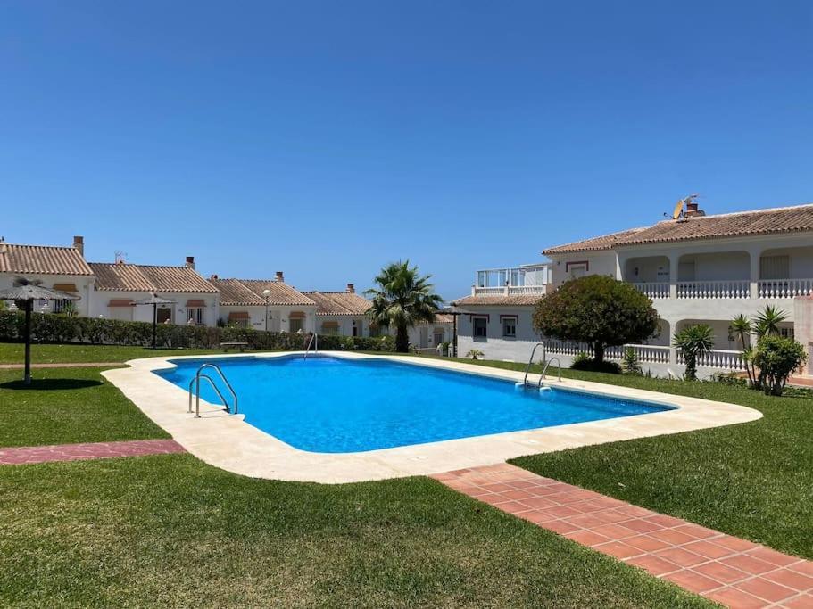 Paraiso En La Costa Andaluza. Apartamento Málaga