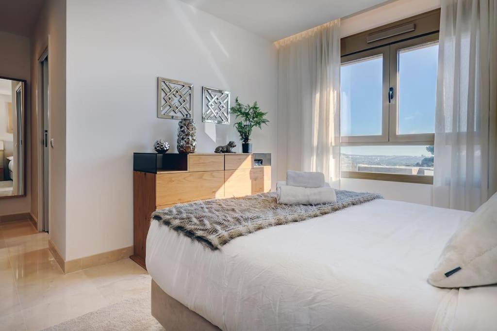 Сasa de vacaciones 007 Modern 3 Bed Frontline Golf Townhouse In La Cala Golf With Mountain Views