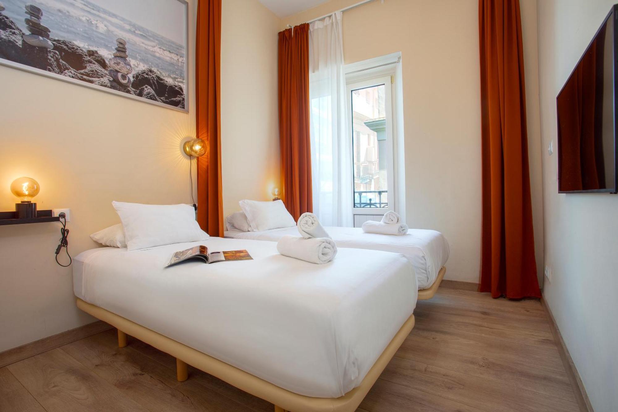 Reformado En Centro By Rent Me Apartamento *