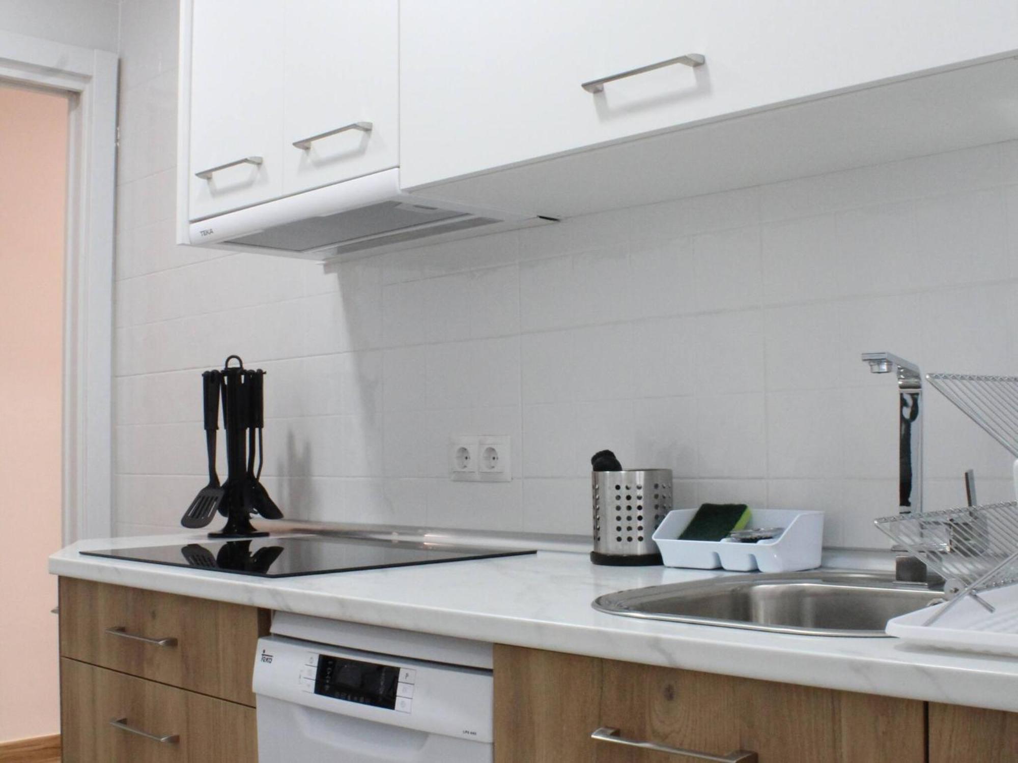 Apartamento Coqueto Y Luminoso De Tres Málaga