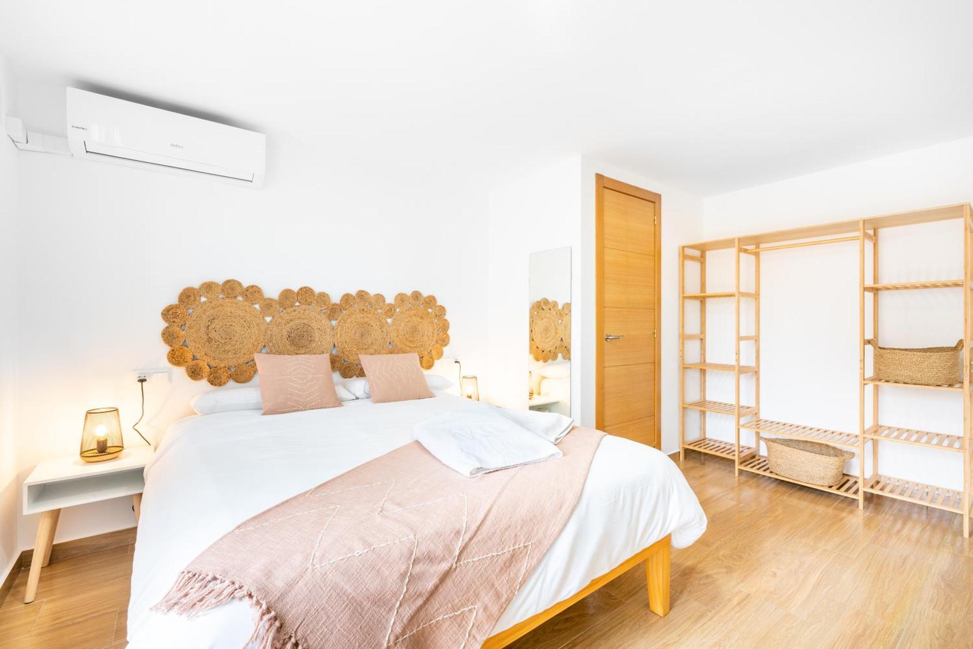 Wintowinrentals Huelin Con Terraza Chill Out Сasa de vacaciones *