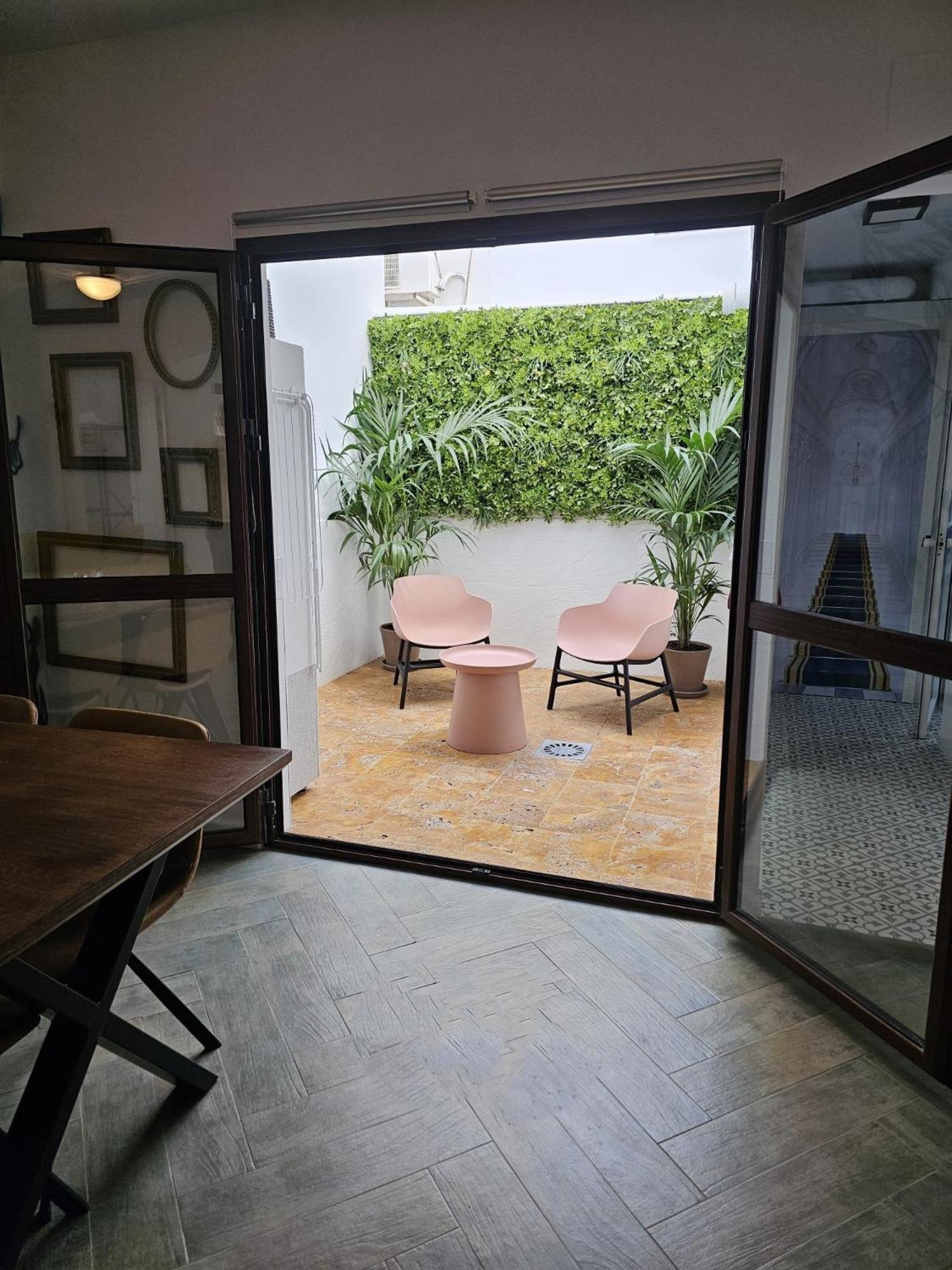 Pandora House Apartment