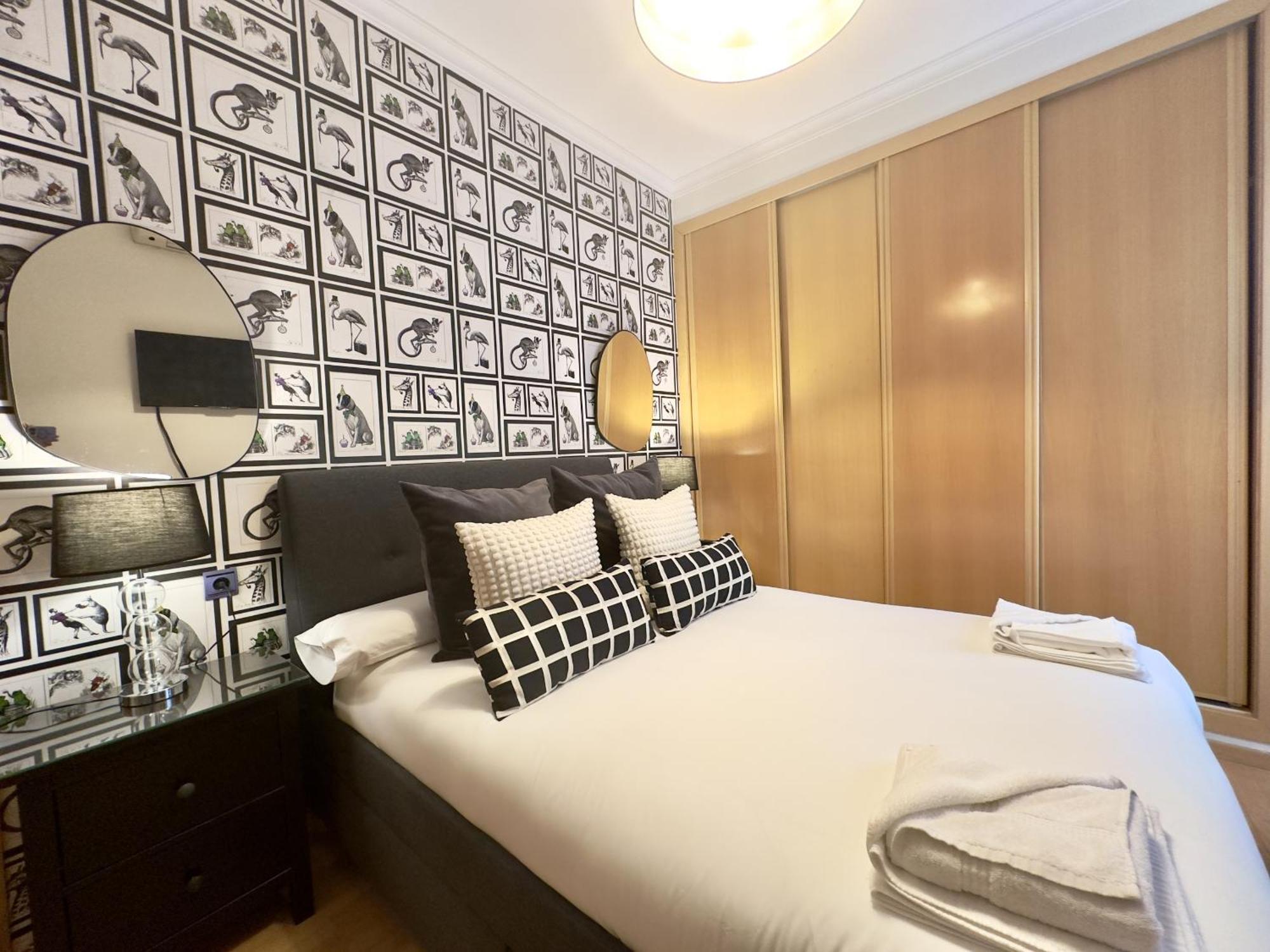 Urbe10 Plaza De Uncibay 3 Bedrooms Apatment Malaga