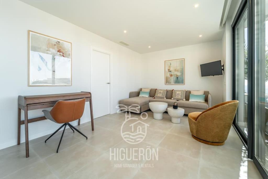 Higueronrentals Twin * Málaga