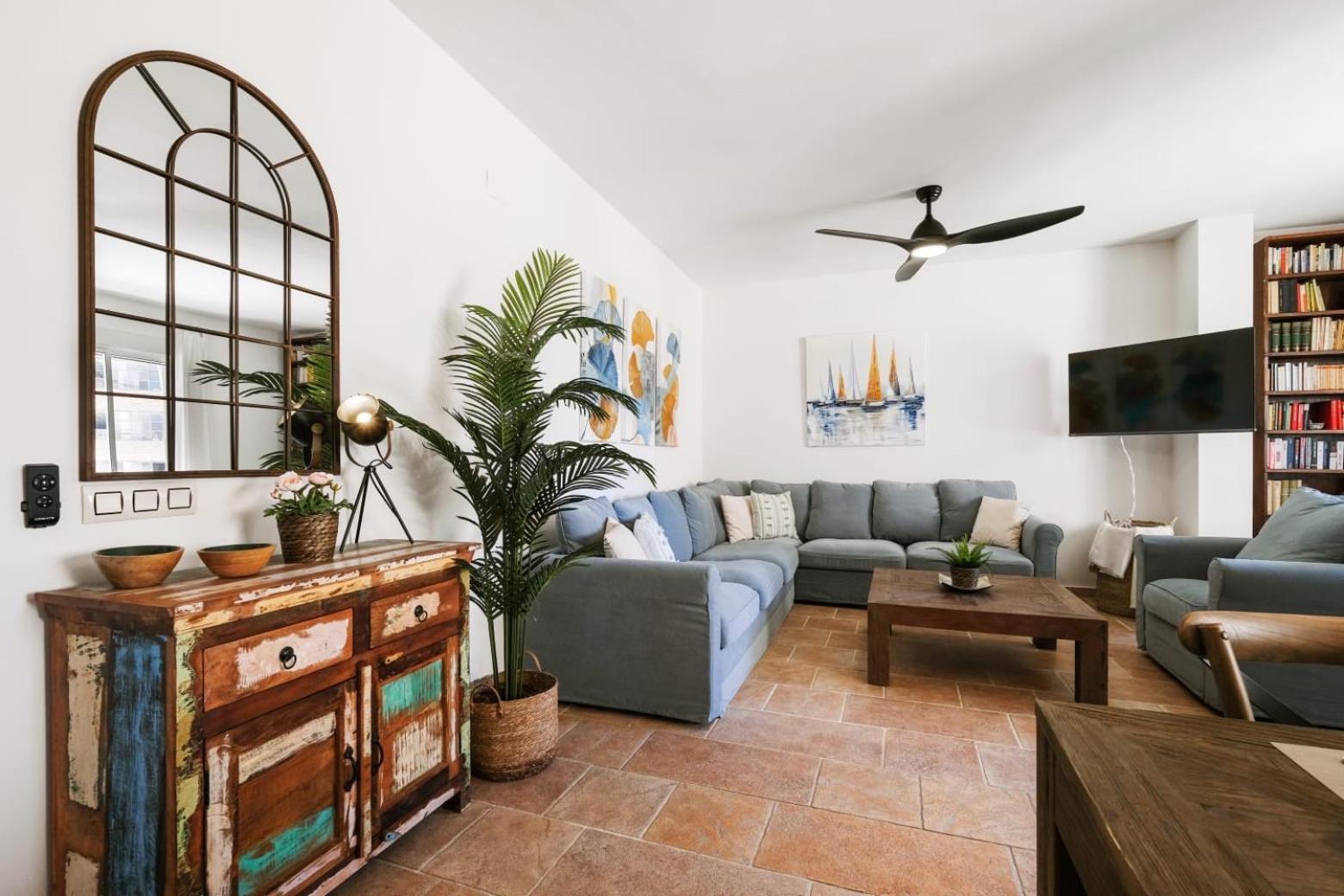 Apartamento Con Parking Junto A Catedral Centro De Estreno! *
