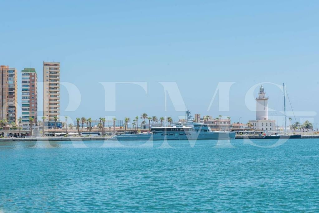 Spacious 3 Bedroom By Rems Apartamento