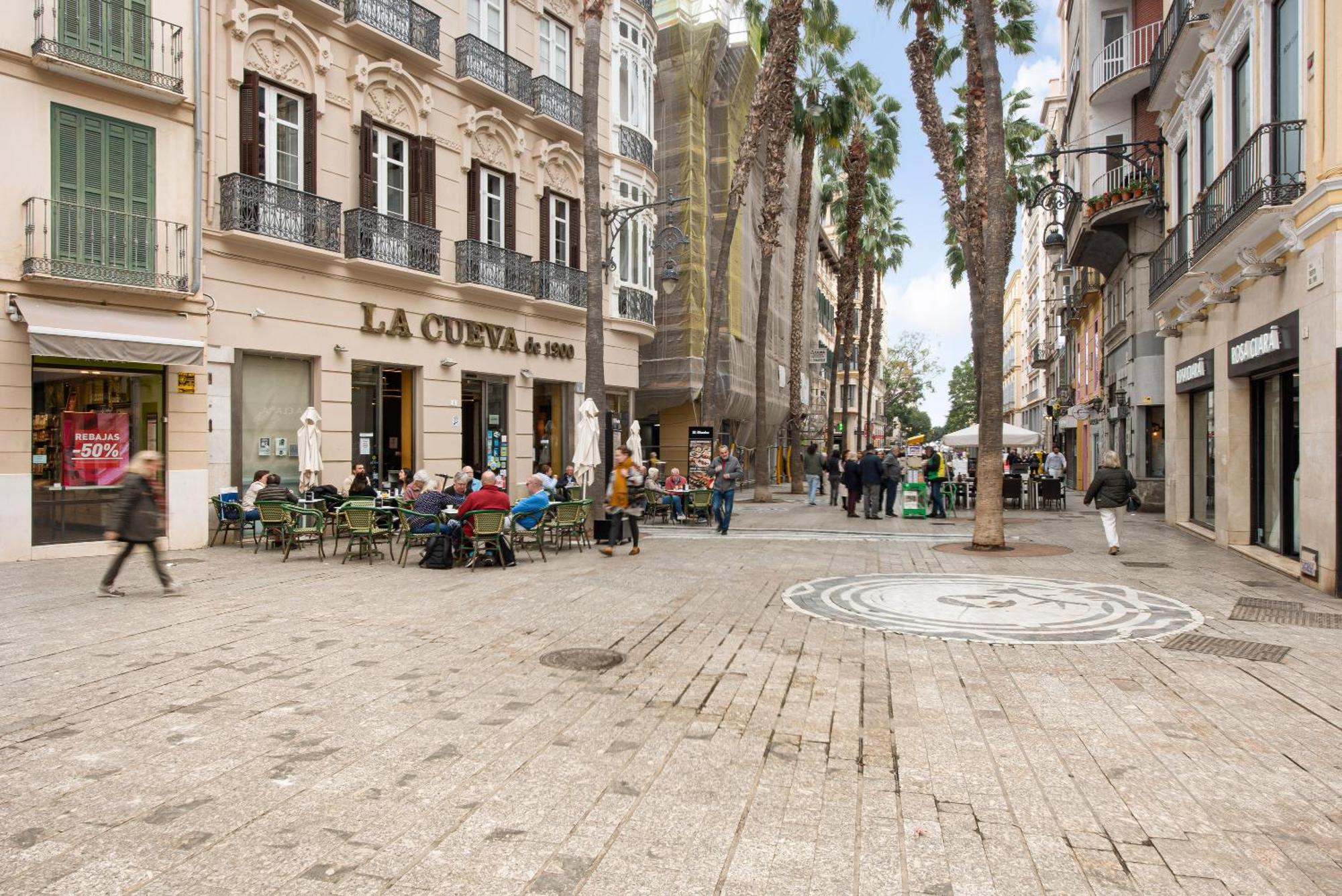 Estudios Larios 9 * Málaga