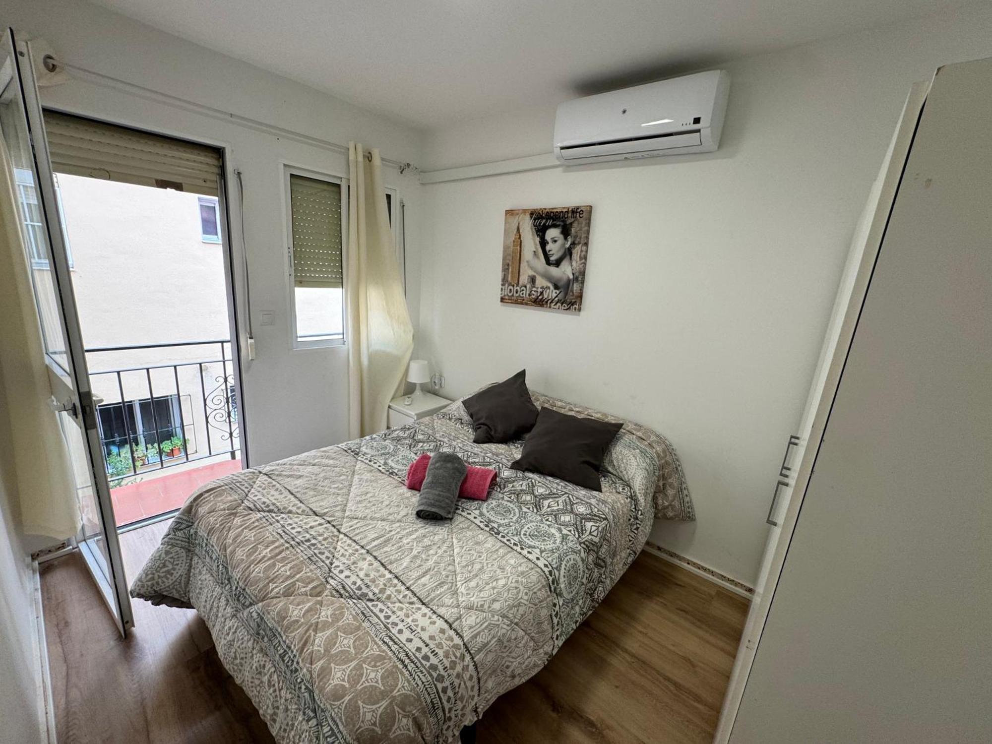 Beach, Pedregalejo Apt.4/6 2 Hab. Apartamento Málaga