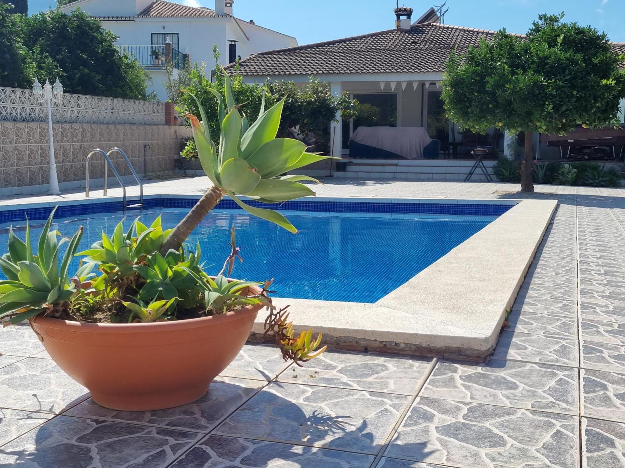 Vista El Montanes Villa