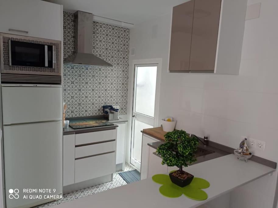Beach, Pedregalejo Apt.4/6 2 Hab. Apartamento Málaga