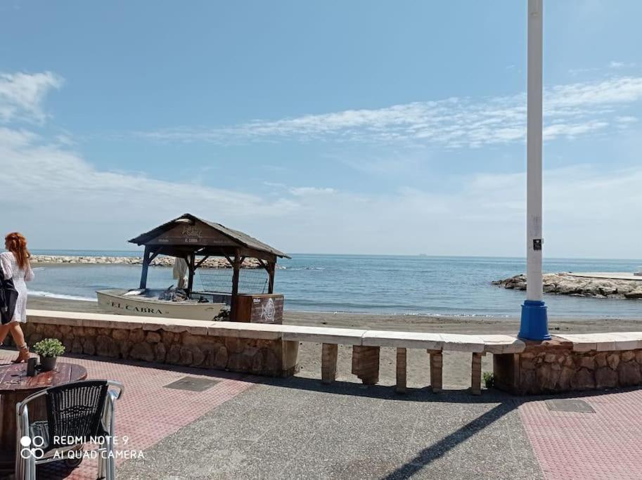 Beach, Pedregalejo Apt.4/6 2 Hab. Apartamento