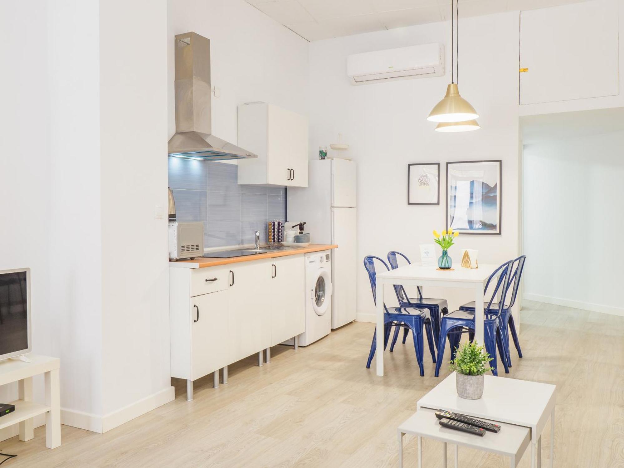 Apartment Cubo's Center El Molinillo Malaga