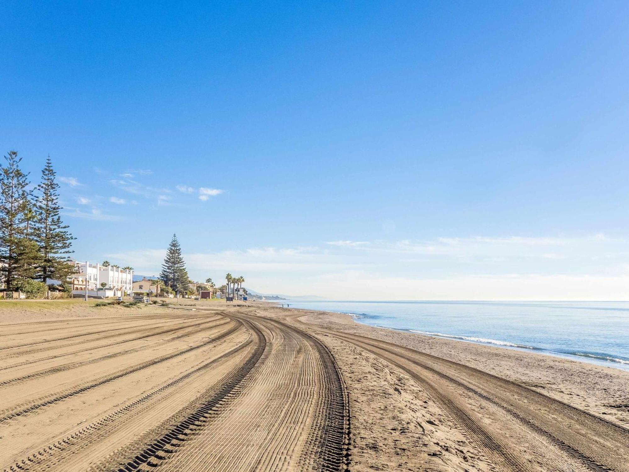 Mshome Casa Playa Apartment Malaga