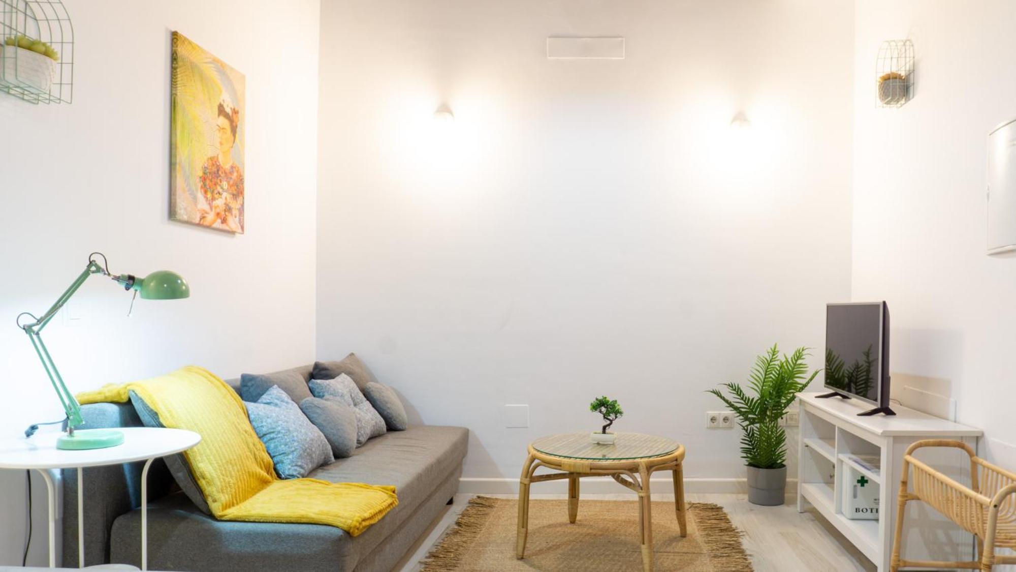 Uvedoble Flat Center *