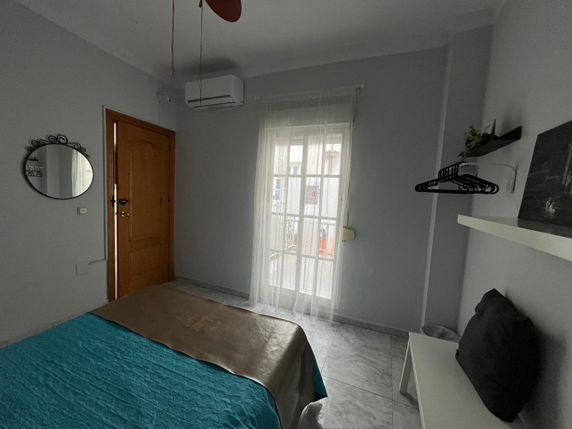 Pensión Habitación En Calle Molino