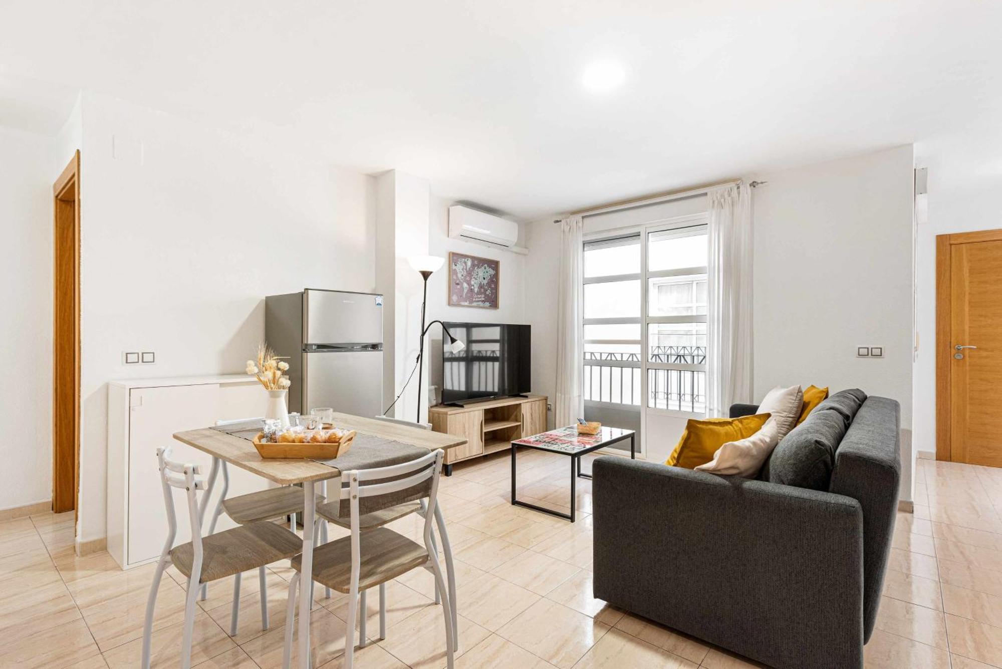 Apartment Sunlit 