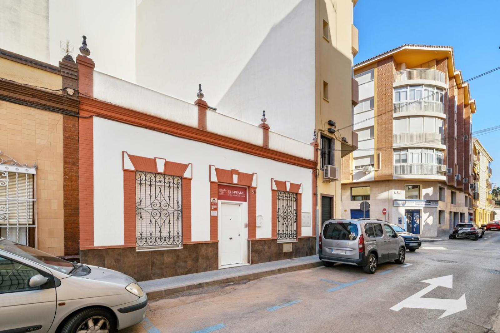Malasana 51, New Art Apartment, Breakfast Included, Historic Center, Quite Neighborhood, Ml Apartment
