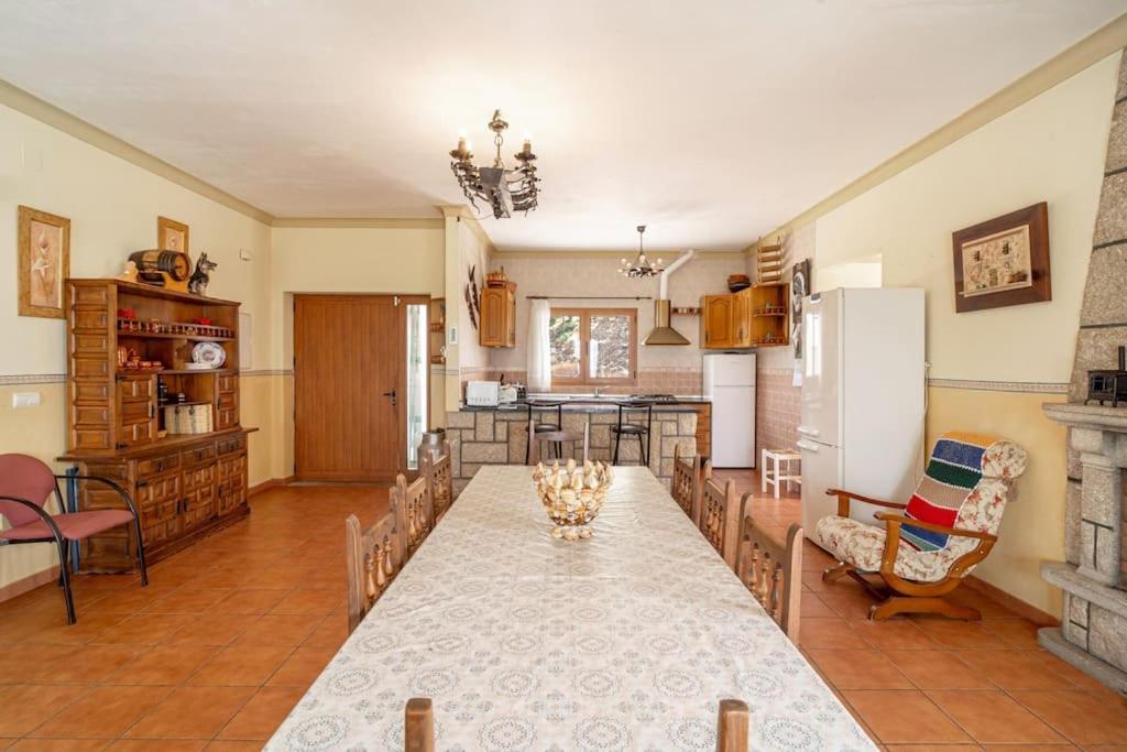 Relajante Con Vistas, Piscina Y Parking * Málaga
