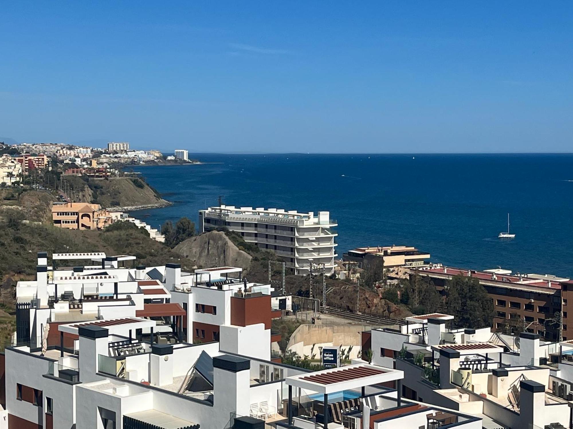 Luxe Coast Views-reserva Del-higueron-pool & Sea Apartamento Málaga