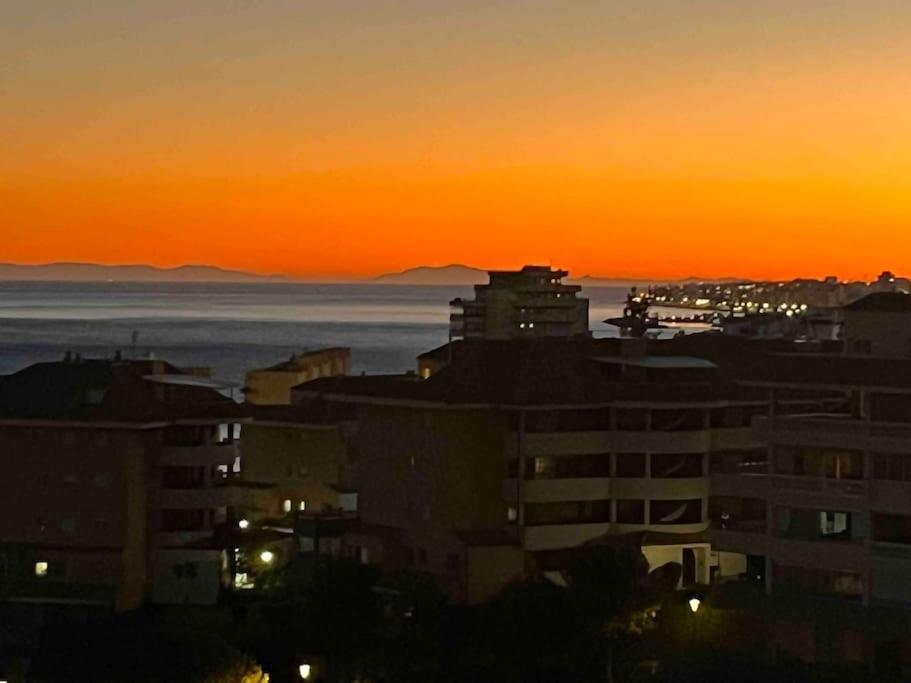 Apartamento Luxe Coast Views-reserva Del-higueron-pool & Sea Málaga