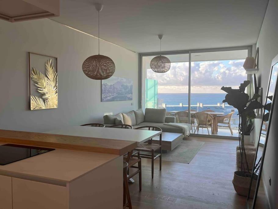 Apartamento Luxe Coast Views-reserva Del-higueron-pool & Sea