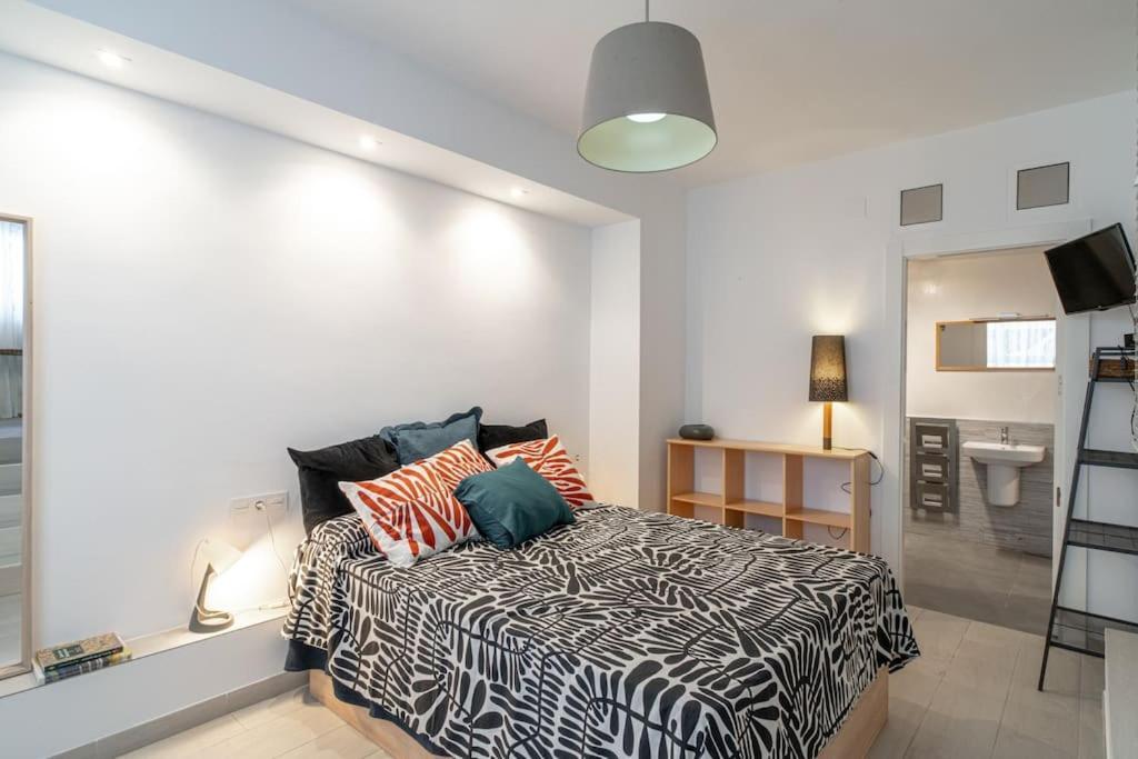 Loft De Diseno Cerca De La Playa - El Palo Apartamento *